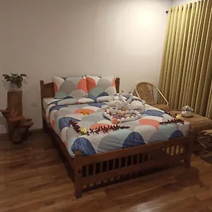 https://house-magnolia-hideout.kandyhotelsnow.com
